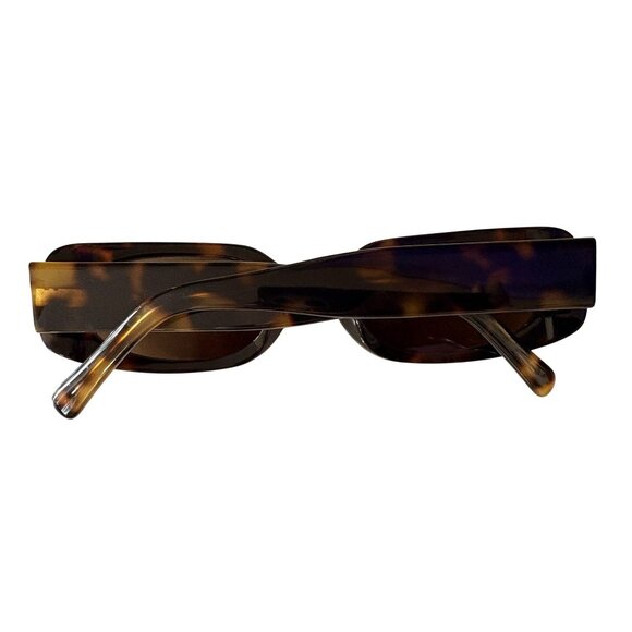 VEHLA Olsen Sunglasses in Choc Tort main image 8